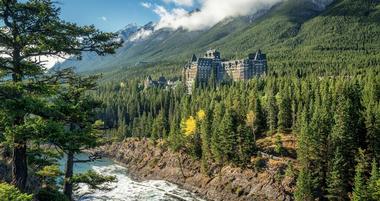 25 Best Places to Stay near Banff National Park