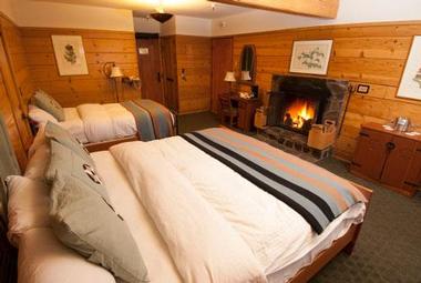 Timberline Lodge, Oregon - 1 hour 20 min