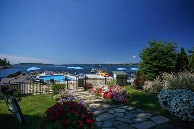 Maine - Spruce Point Inn Resort & Spa